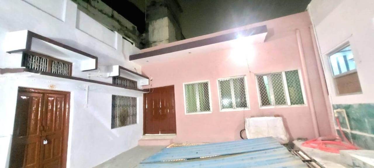 Shree Valmiki Home Stay Ayodhya ภายนอก รูปภาพ