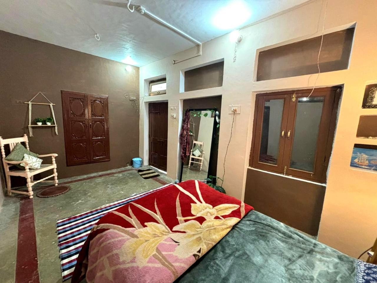Shree Valmiki Home Stay Ayodhya ภายนอก รูปภาพ